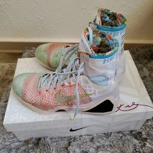 Kobe 9 elite what the size 11